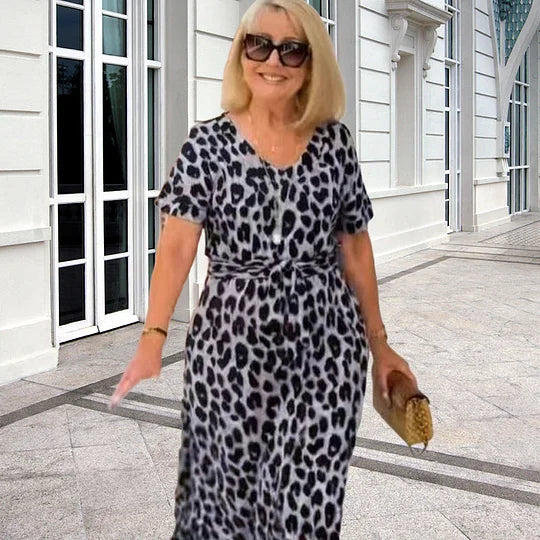 Moteriška ilga suknelė su leopardo raštu