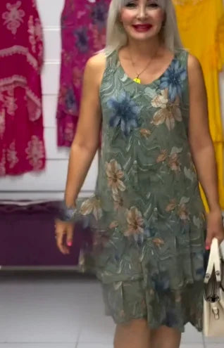 Elegantiška suknelė be rankovių su raštu