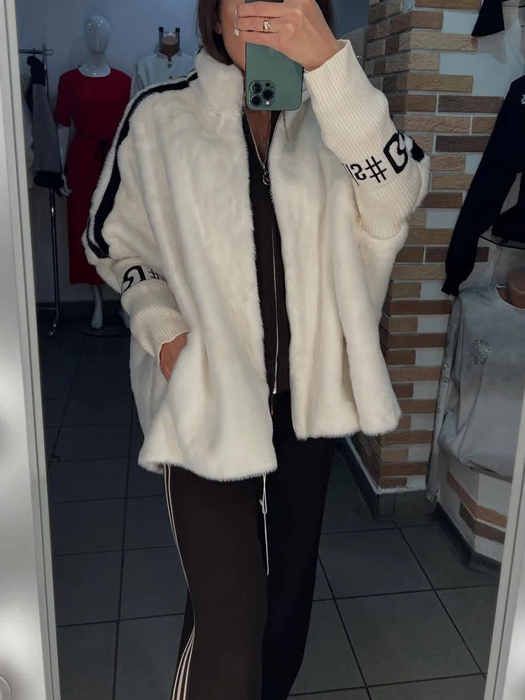 Moteriškas minkštas laisvalaikio paltas su apykakle