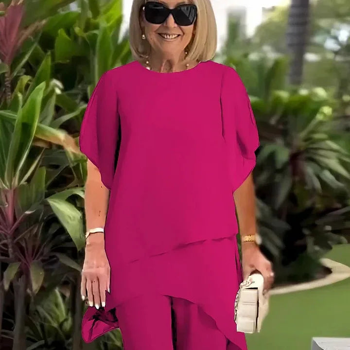 Žavus komplektas su plačiomis kelnėmis