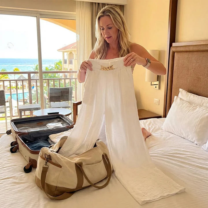 Moteriškos plačios kelnės aukštu liemeniu ir dekoratyviniu diržu