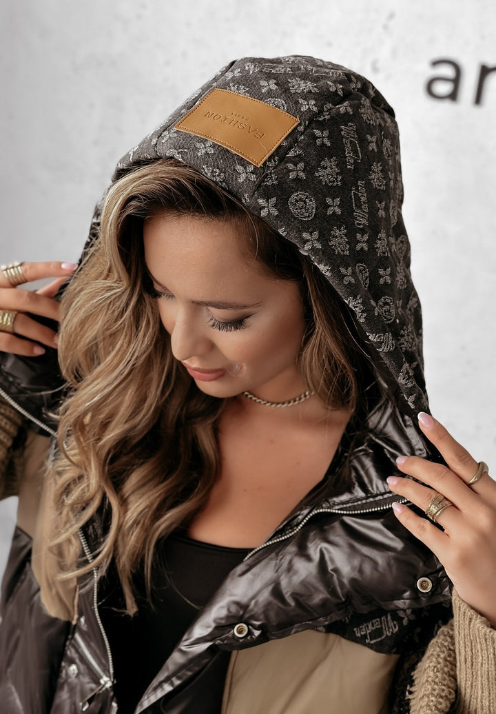 Madinga striukė su gobtuvu