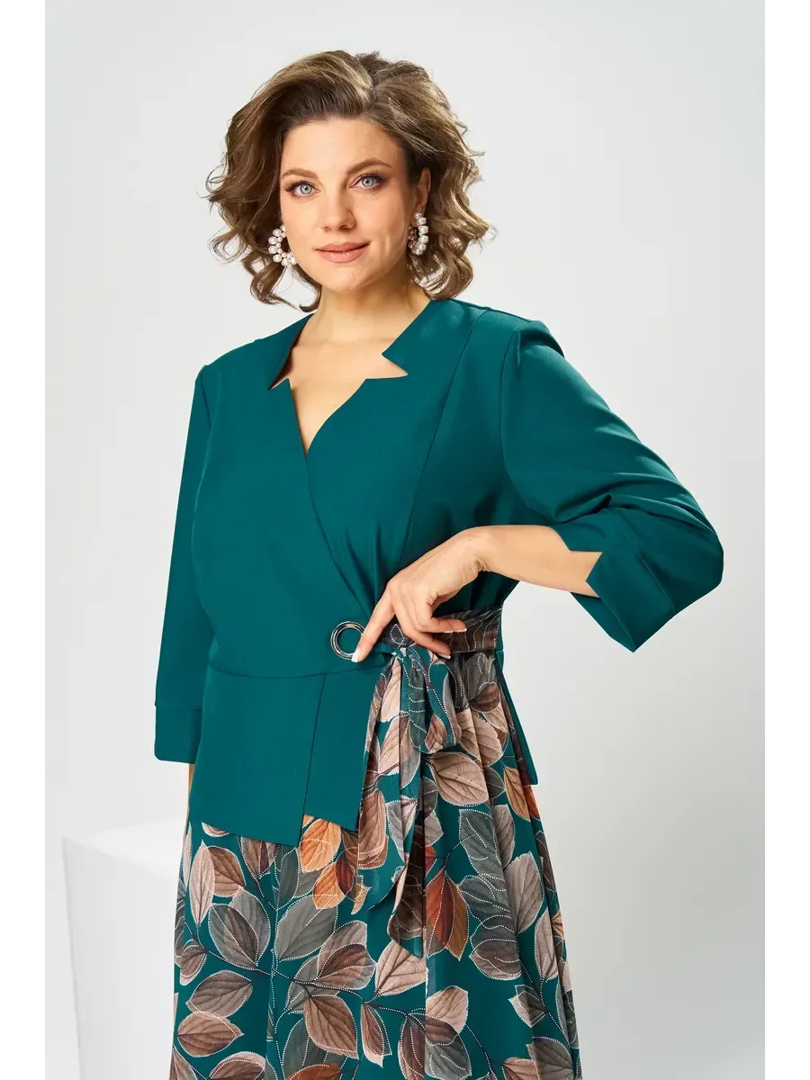 Elegantiška žalia suknelė