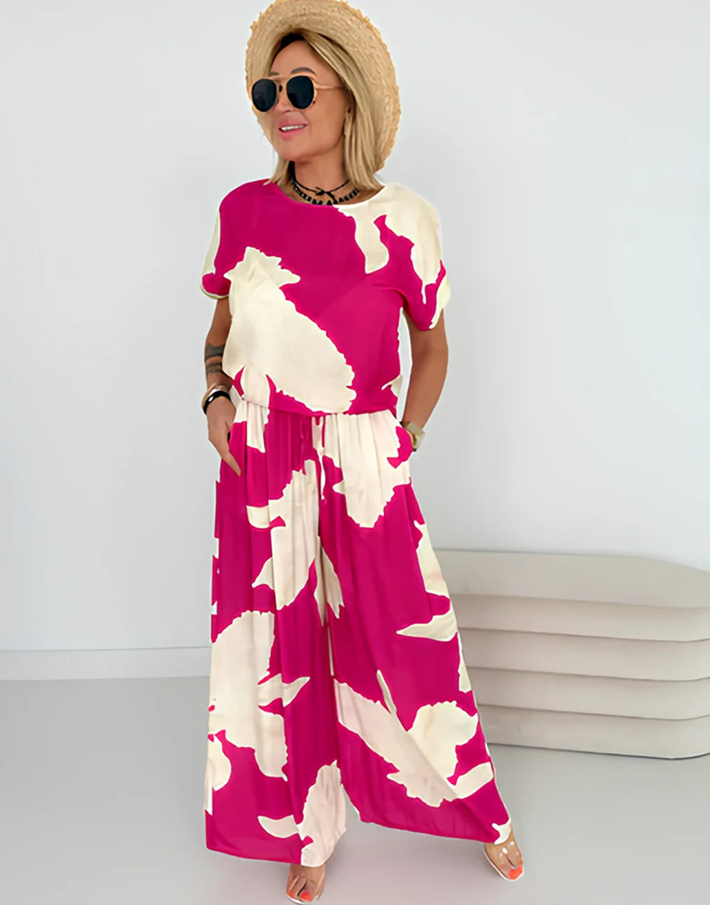 Moteriškas madingas laisvalaikio komplektas su raštu