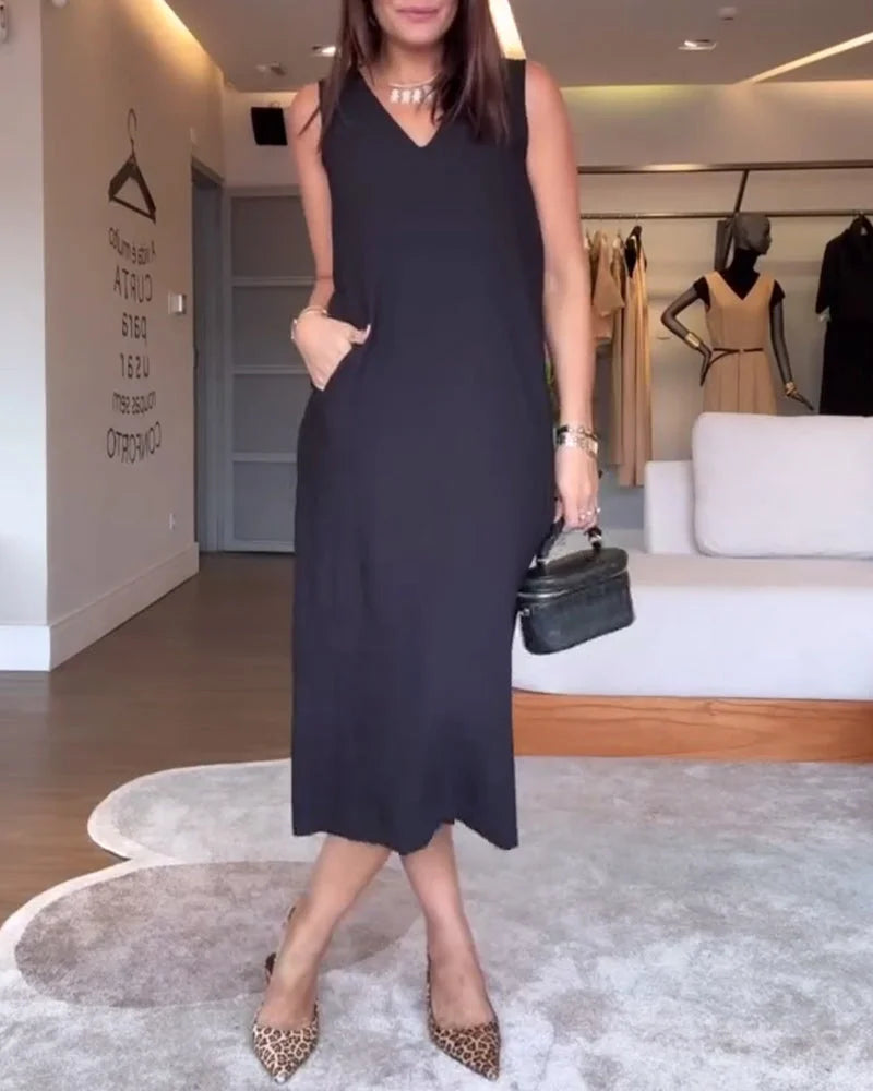 Elegantiška suknelė su skeltuku