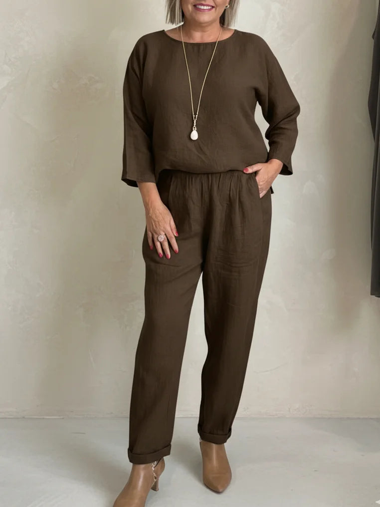 Moteriškas minimalistinis komplektas