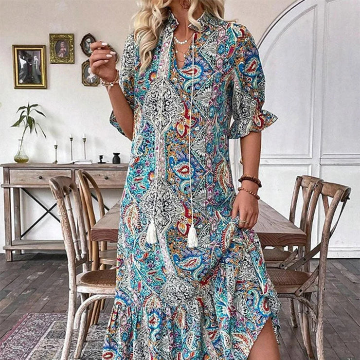 Dailaus rašto suknelė