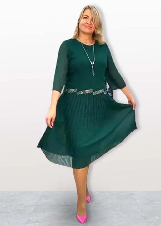 Moteriška elegantiška klostuota, orui pralaidi suknelė