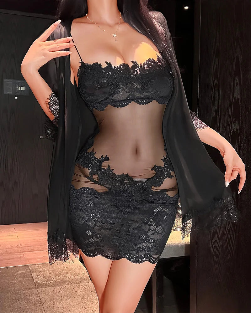 Moteriškas nėriniuotas tinklinis pižamos komplektas