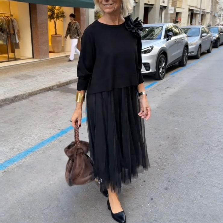 Moteriška tinklinio audinio suknelė