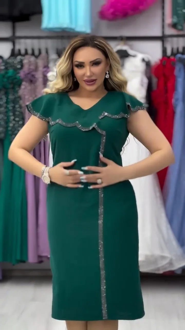 Nauja madinga suknelė, klasikinio dizaino, elegantiška ir paprasta