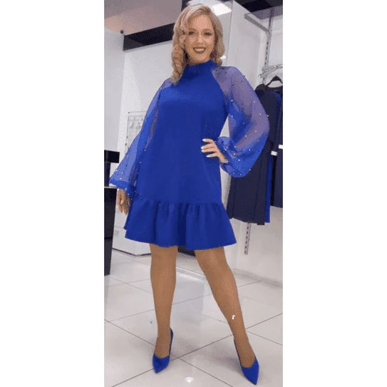 Elegantiška suknelė su kaspinu nugaroje