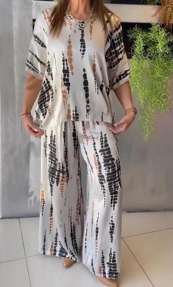 Satininis laisvalaikio komplektas