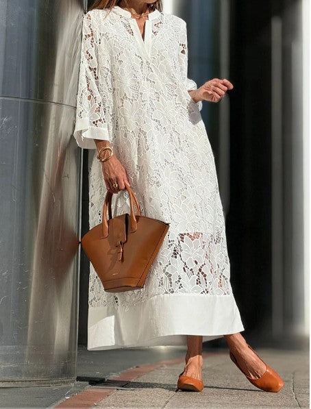 Išskirtinė balta suknelė