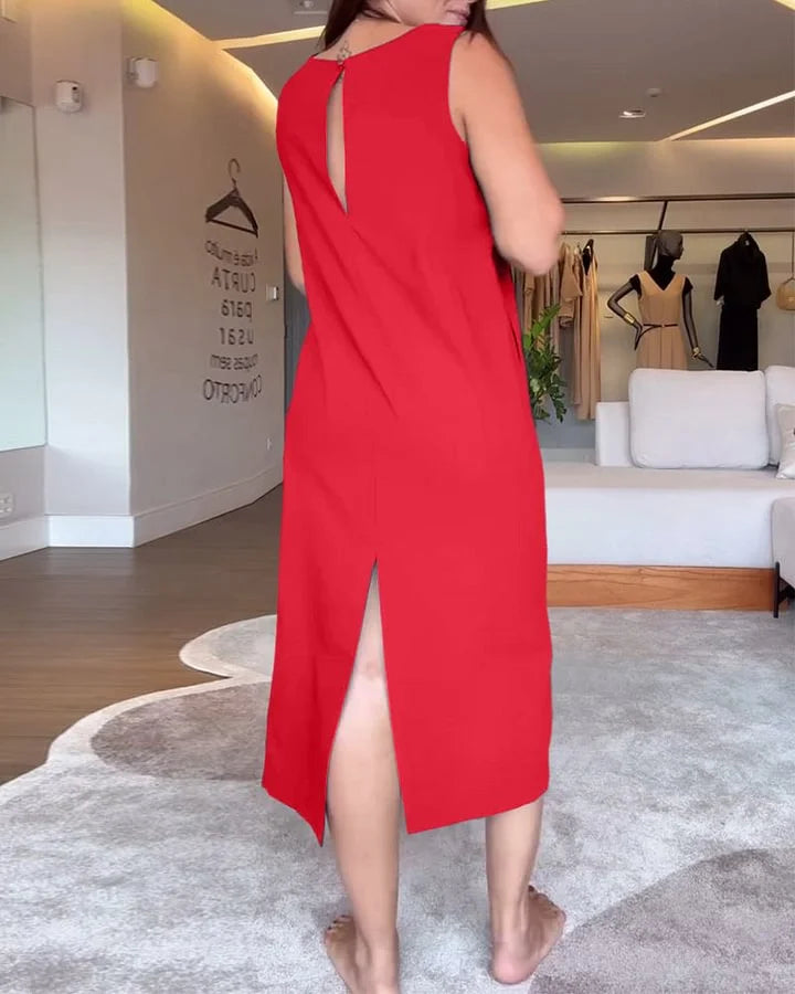 Elegantiška suknelė su skeltuku