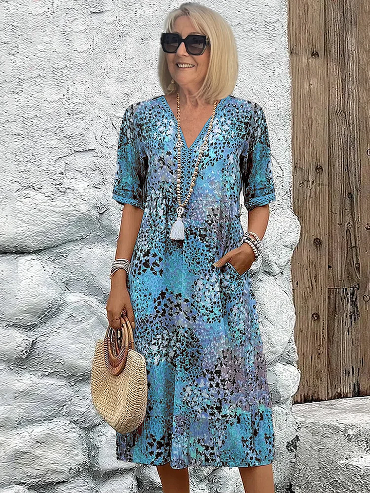 Ryški suknelė su išskirtiniu raštu