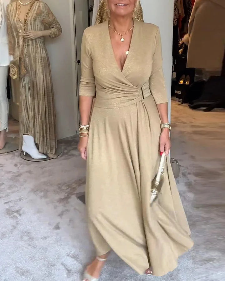 Elegantiška vienspalvė suknelė, trijų ketvirčių rankovėmis