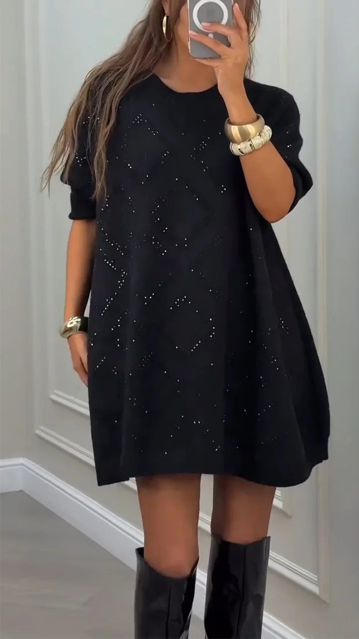 Moteriška laisvalaikio suknelė su kristaliukais