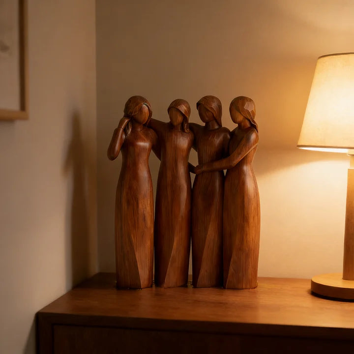 Seserų skulptūra, skirta paminėti draugystę