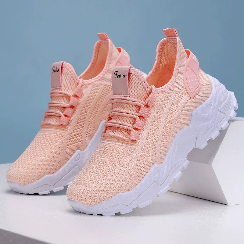 Patogūs moteriški sportbačiai