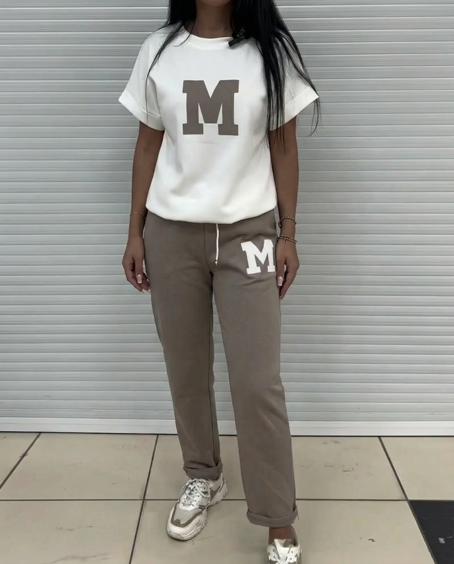 Laisvalaikio komplektas madingoms moterims