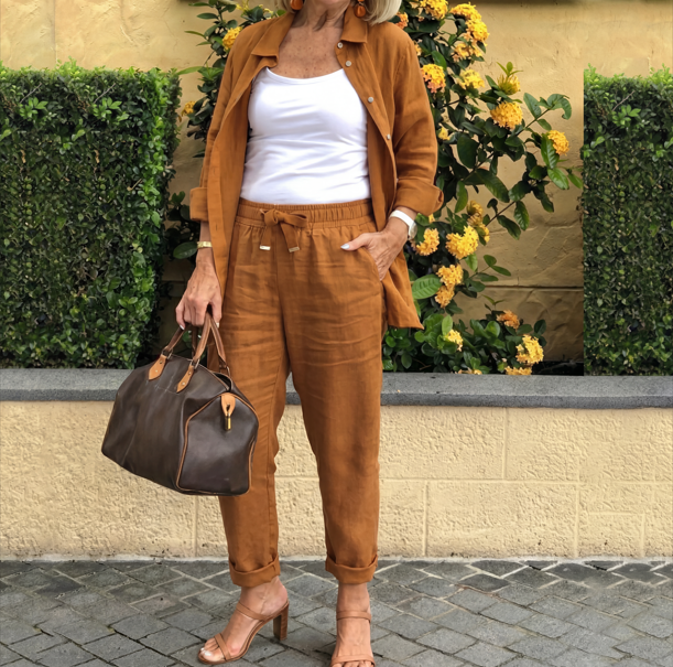 Medvilnės ir lino mišinio moteriškas komplektas